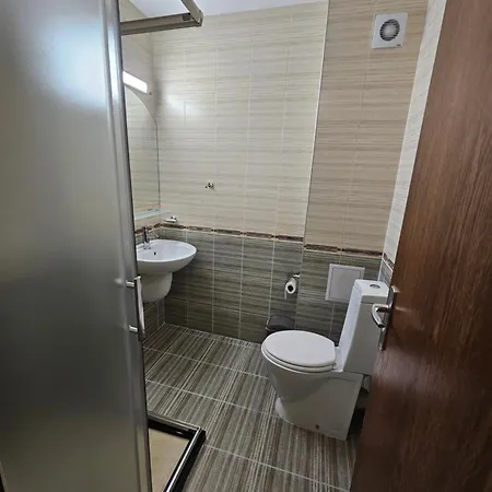 Grand Montana 2bedroom Apartman *